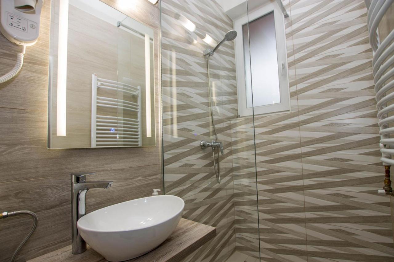 Hotel Jarja Panzio à Hajdúszoboszló Extérieur photo