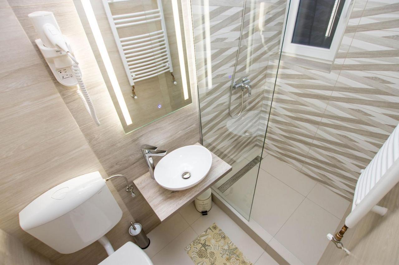 Hotel Jarja Panzio à Hajdúszoboszló Extérieur photo